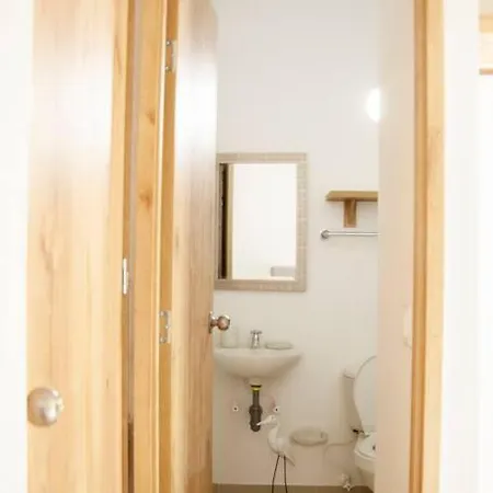 Apartamento Amplio Cerca Al Parque Guatape - Pajaros Exterior photo