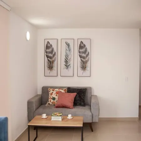 Apartamento Amplio Cerca Al Parque Guatape - Pajaros Exterior photo